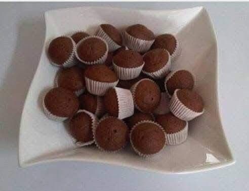 ورق كب كيك ملون الحجم العادى